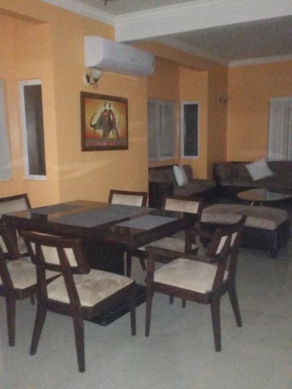 Alexanders Penthouse On The Beach Ocho Rios Exteriör bild